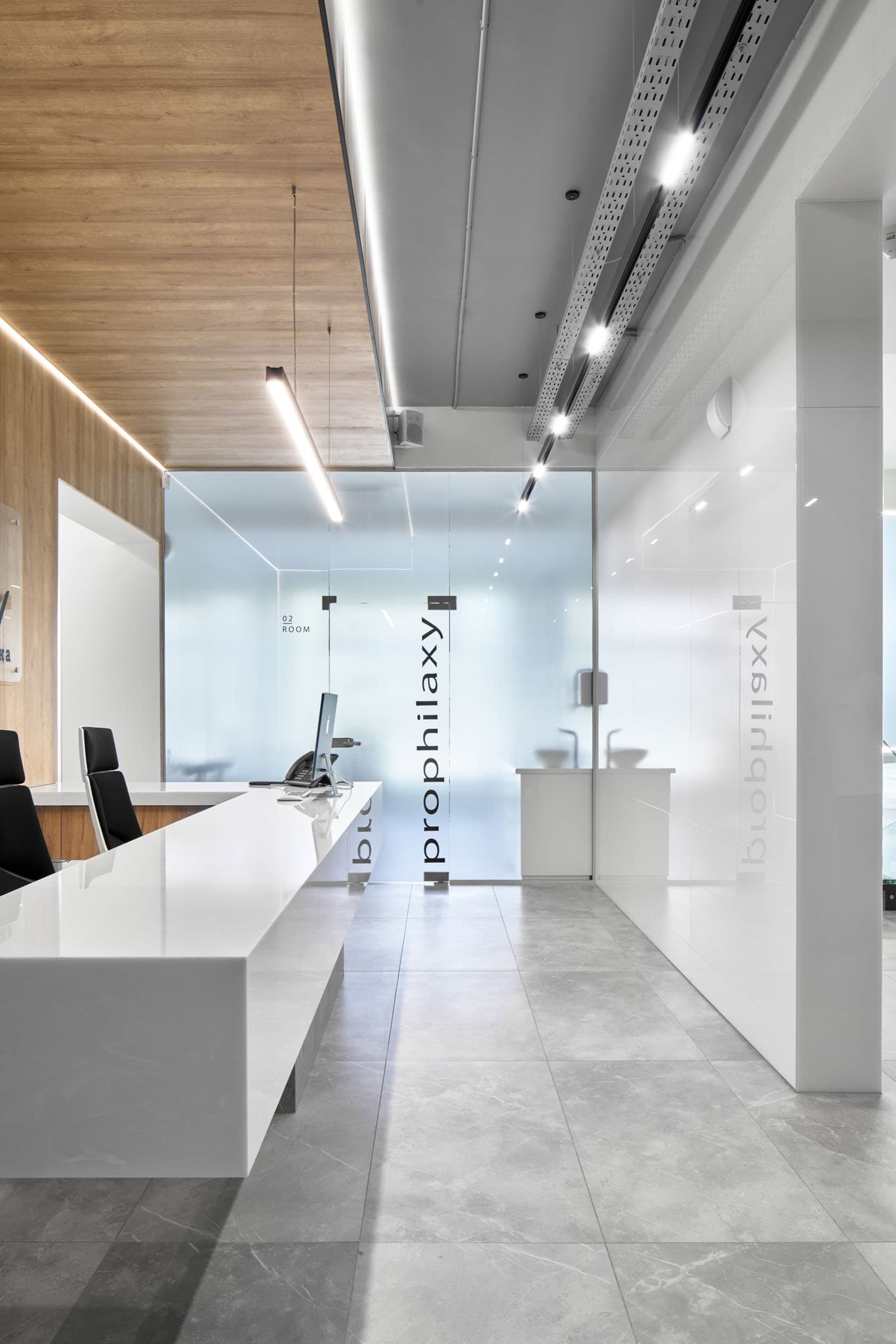 Зона ожидания стоматологии DR.KOSHAKOV