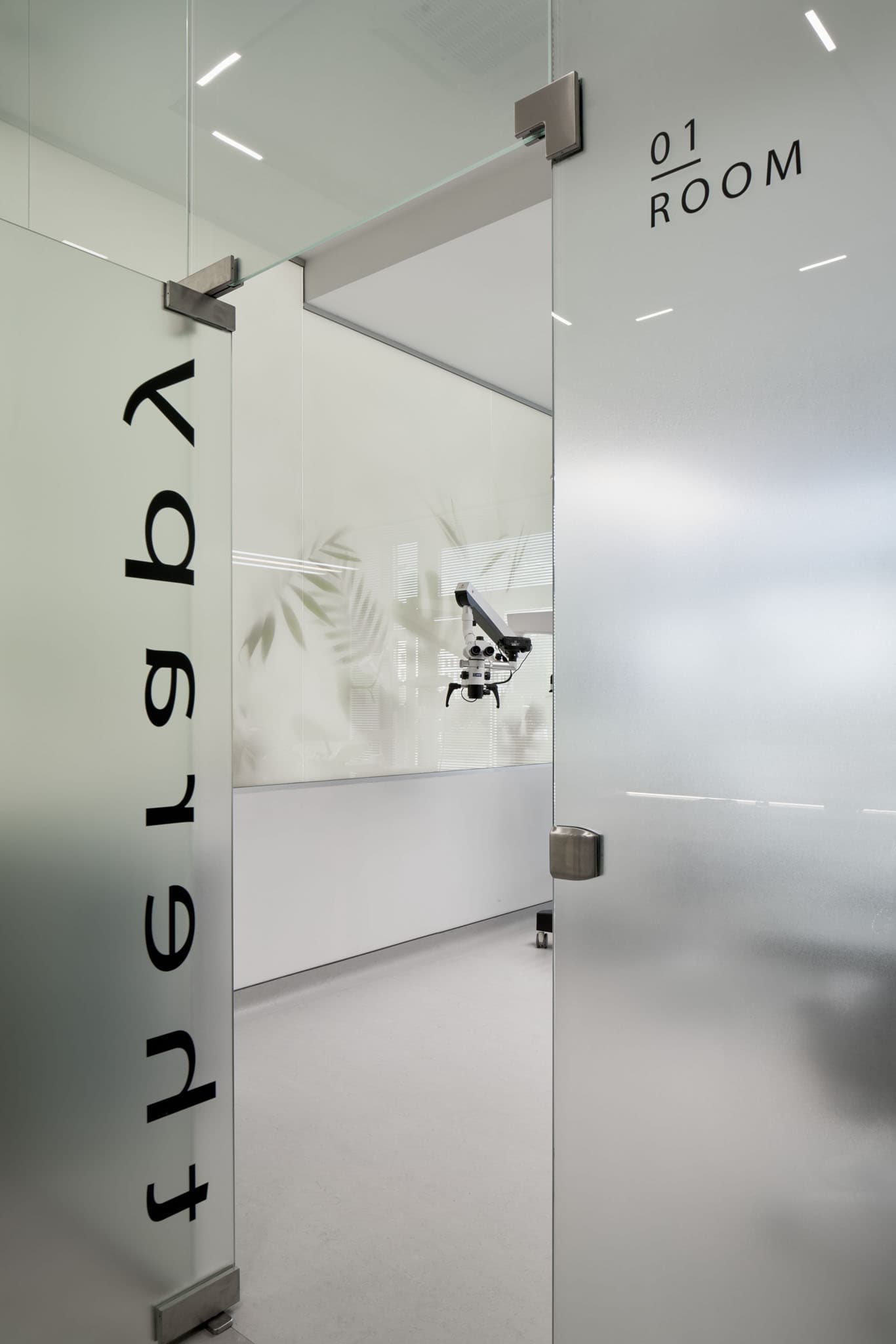 Ресепшн стоматологии DR.KOSHAKOV