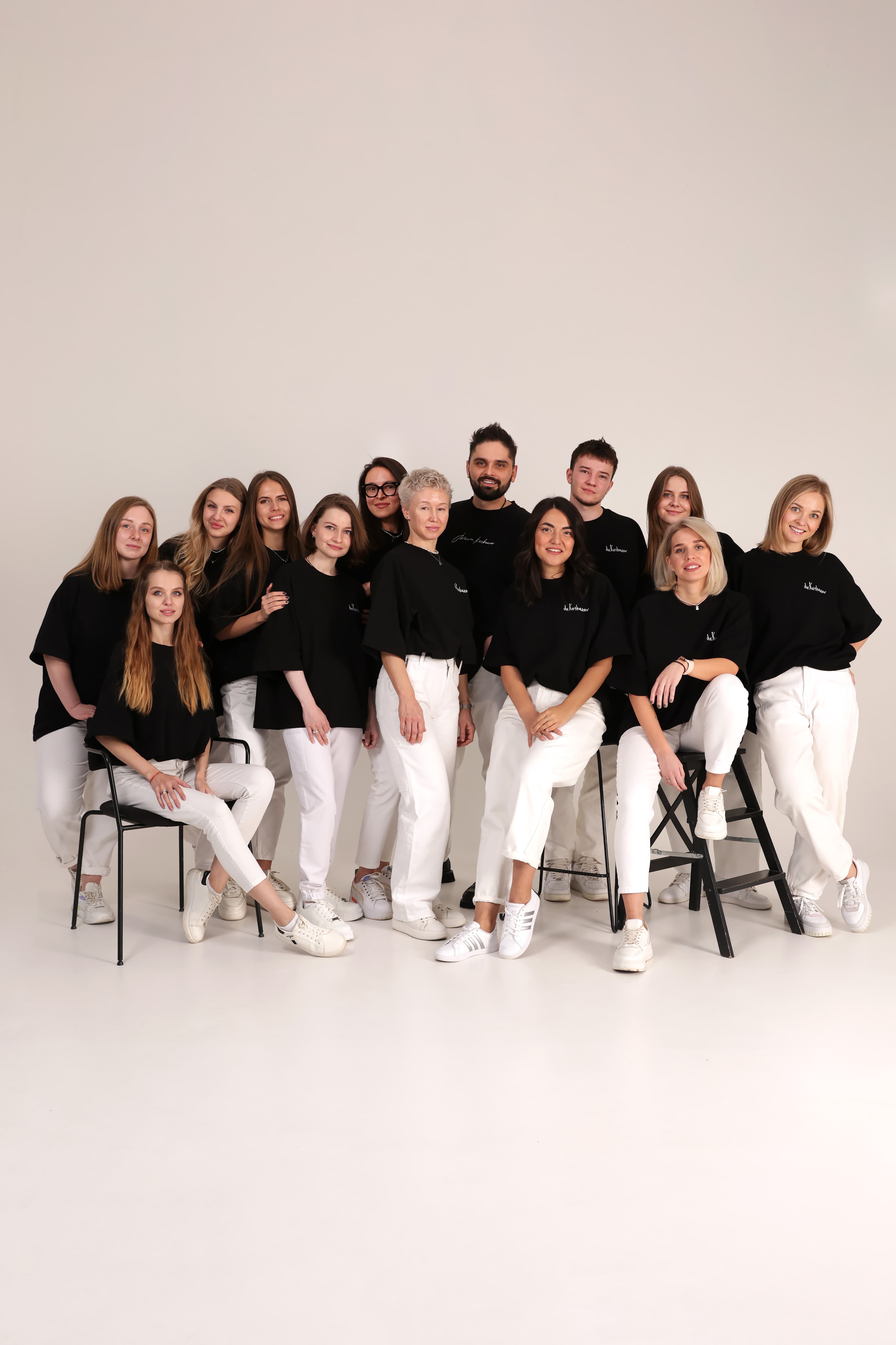 Специалисты стоматологии DR.KOSHAKOV